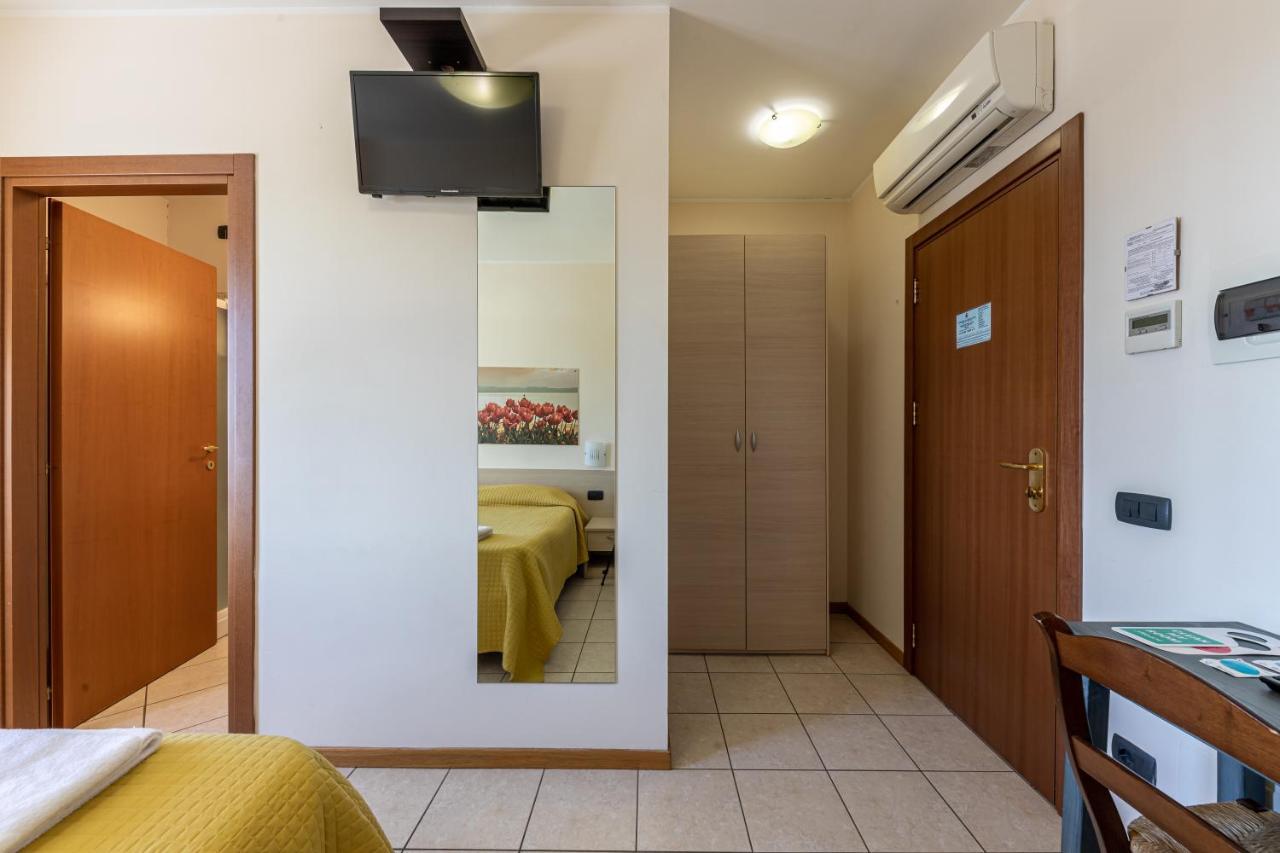 Locanda Le Palafitte Bardolino Esterno foto